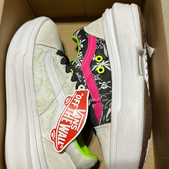 Vans Old Skool Overt CC Comfycush Singles Day Multi true white Women’s size 5.5